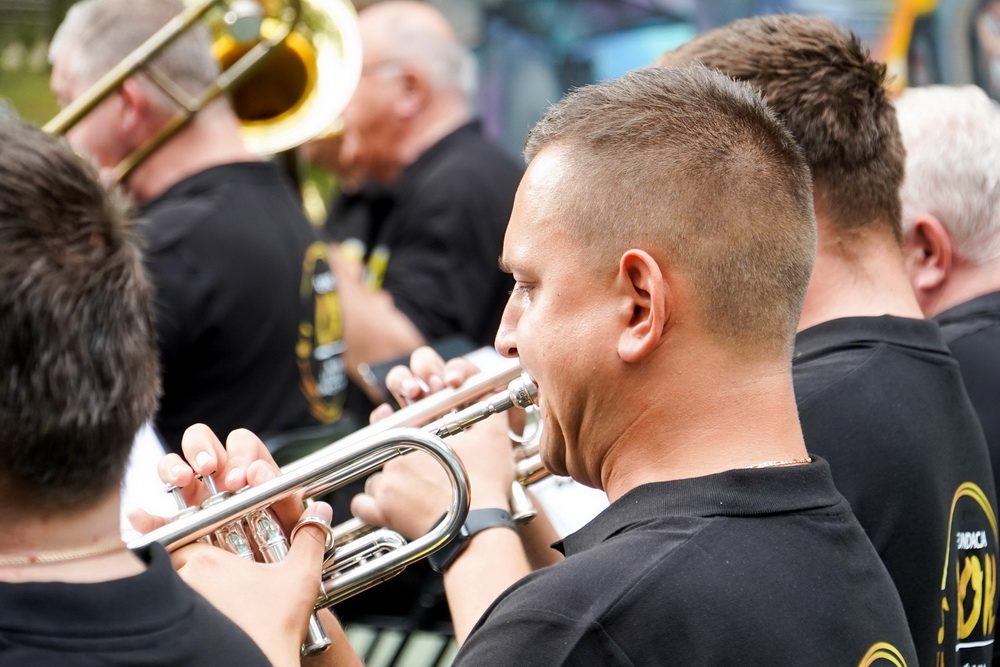 Koncert Orkiestry Dętej PAK KWB Konin w Parku Chopina