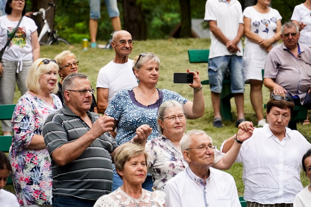 Koncert Orkiestry Dętej PAK KWB Konin w Parku Chopina