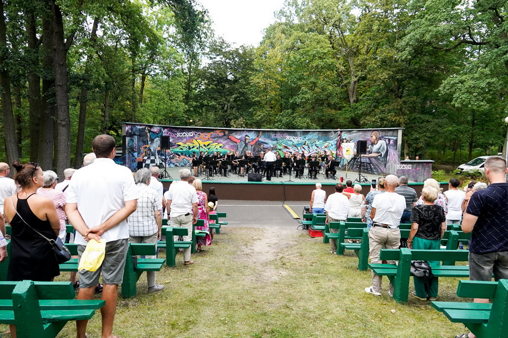 Koncert Orkiestry Dętej PAK KWB Konin w Parku Chopina