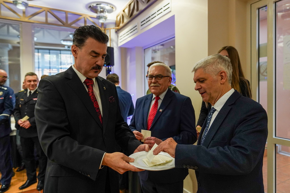 Kolęda "Wśród nocnej ciszy" zabrzmiała w ratuszu