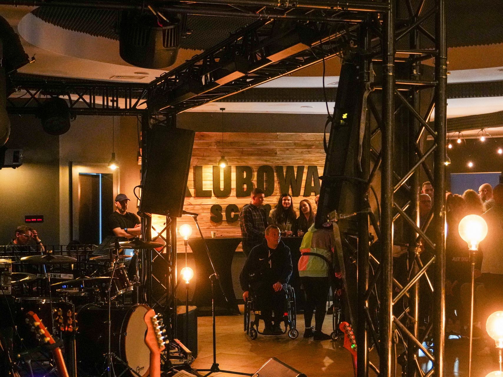 Na zdjęciu widzimy scenę klubową Konińskiego Centrum Kultury